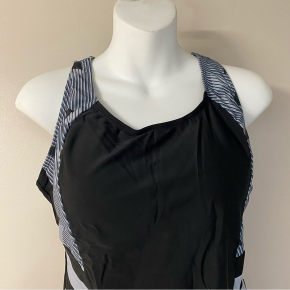 One Piece Swimsuit Size Large Womens Black Gray Stretch - Picture 5 of 12